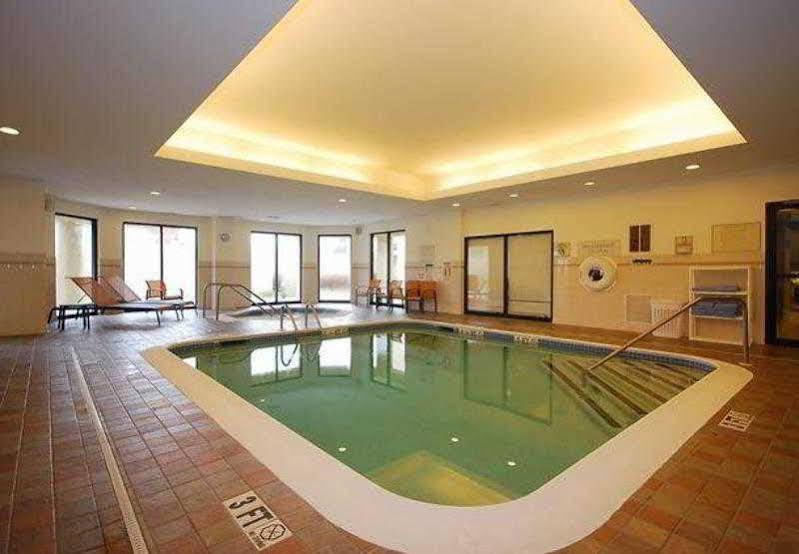 คอร์ทยาร์ด บอสตัน แรนแฮม Hotel Raynham ภายนอก รูปภาพ
